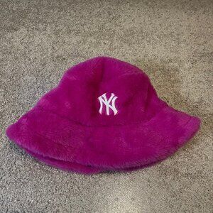 NY Fluffy Pink Bucket Hat